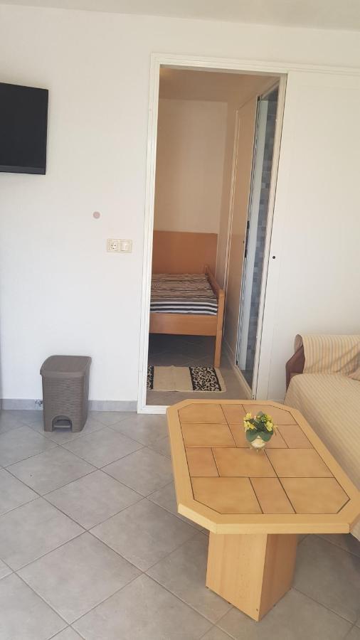 Apartment Simpatico Vir Ngoại thất bức ảnh